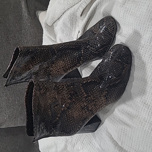 Zara Boots - Picture 2 of 4